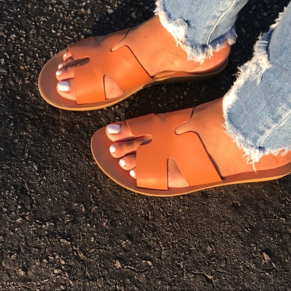 “H” Faux Leather Sandals in Tan - Picture 3 of 8